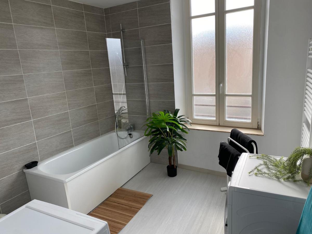 ז'יבה Joli Appartement Avec Parking Gratuit Sur Place מראה חיצוני תמונה